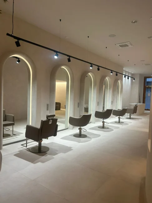 peluqueria logrono sillas-frente espejos